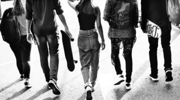 Tijdvooreensite website voor A Small Gang Tijdvooreensite website voor A Small Gang